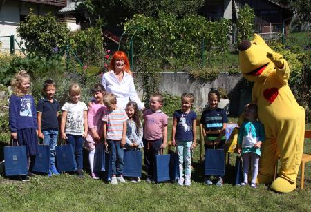 SPREJEM PRVOŠOLČKOV UNEC 28 FOTO LJUBO VUKELIČ